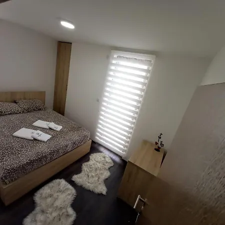 Magic Snow Apartment *